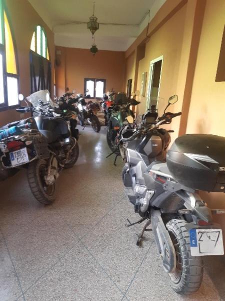 Hotel Almanader Boumalne Dades Bagian luar foto