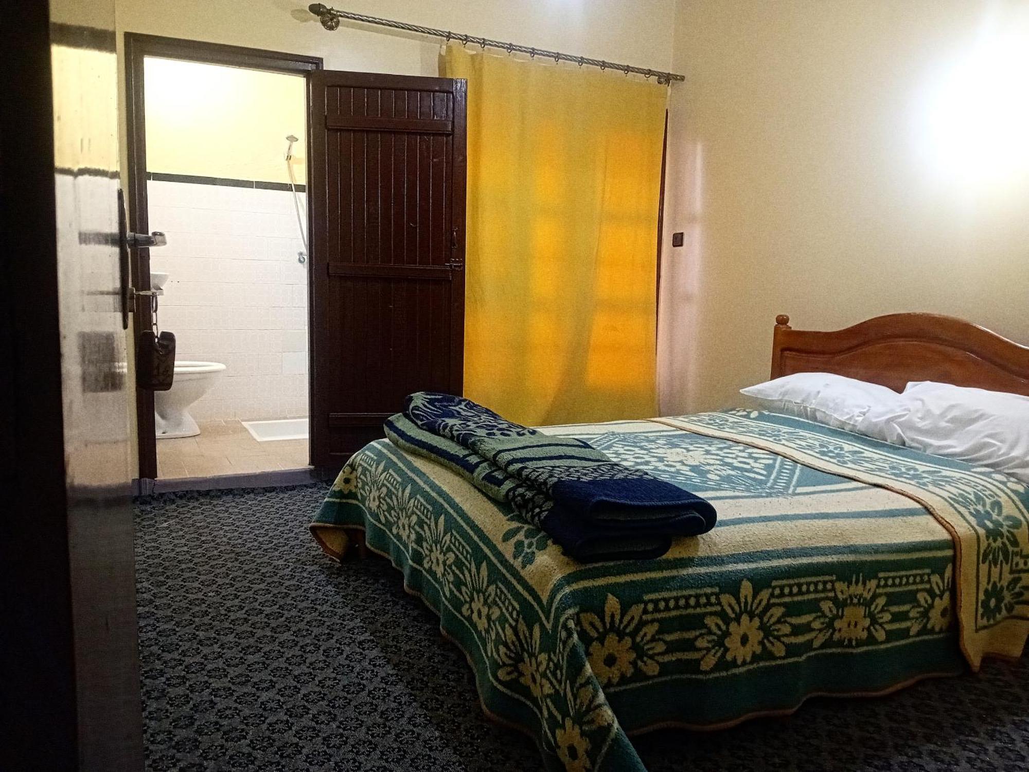 Hotel Almanader Boumalne Dades Bagian luar foto