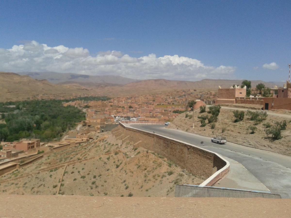 Hotel Almanader Boumalne Dades Bagian luar foto